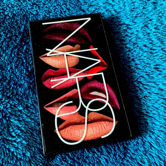 NARS Lipstick (7 deadly sins) - Picture 1 of 4